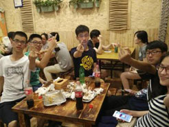 营根镇烧烤加盟,学烧烤技术,开烧烤店多少钱疯狂烤翅加盟